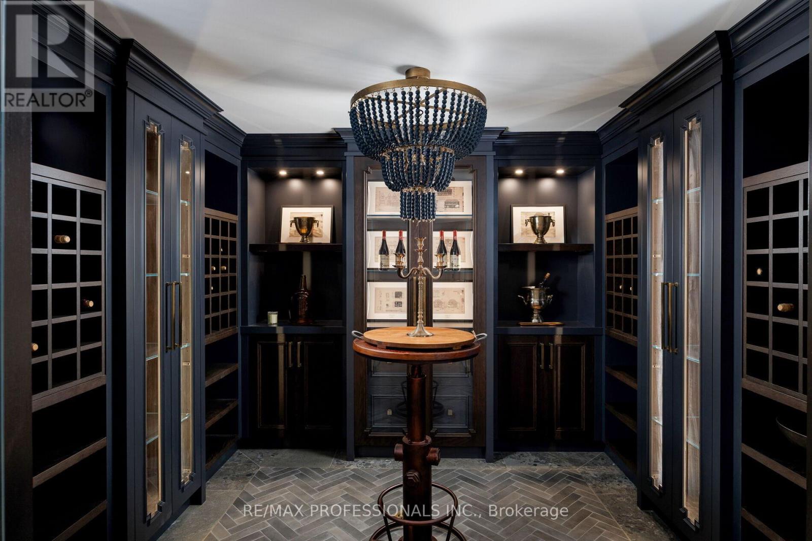 30 Dacre Crescent, Toronto, Ontario  M6S 2W1 - Photo 50 - W12807838