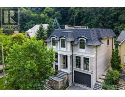 30 DACRE CRESCENT, Toronto, Ontario