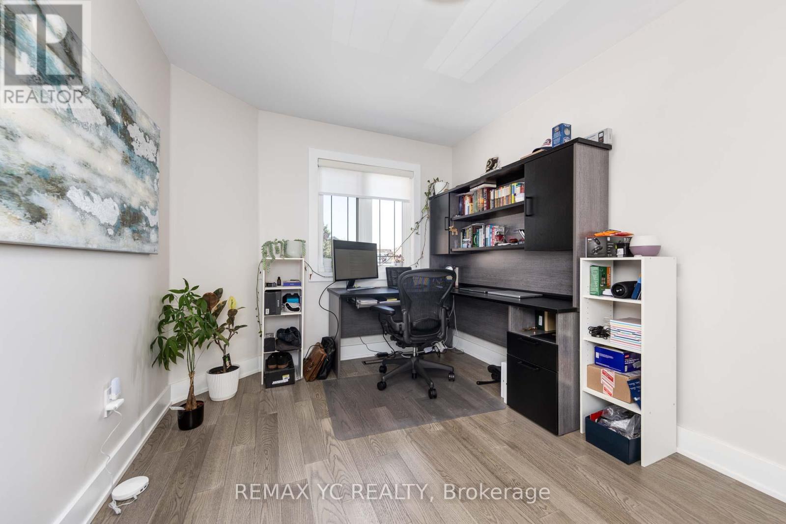 7042 Guildhall Court, Mississauga, Ontario  L5N 6Y7 - Photo 23 - W12807842