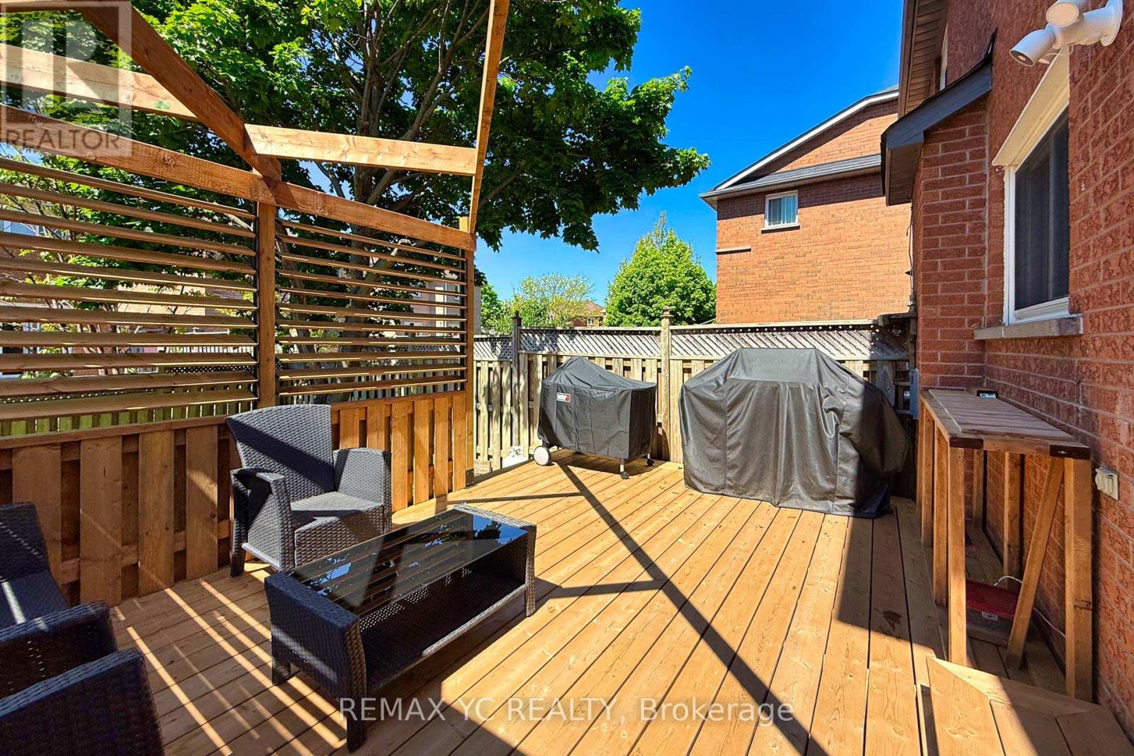 7042 Guildhall Court, Mississauga, Ontario  L5N 6Y7 - Photo 32 - W12807842