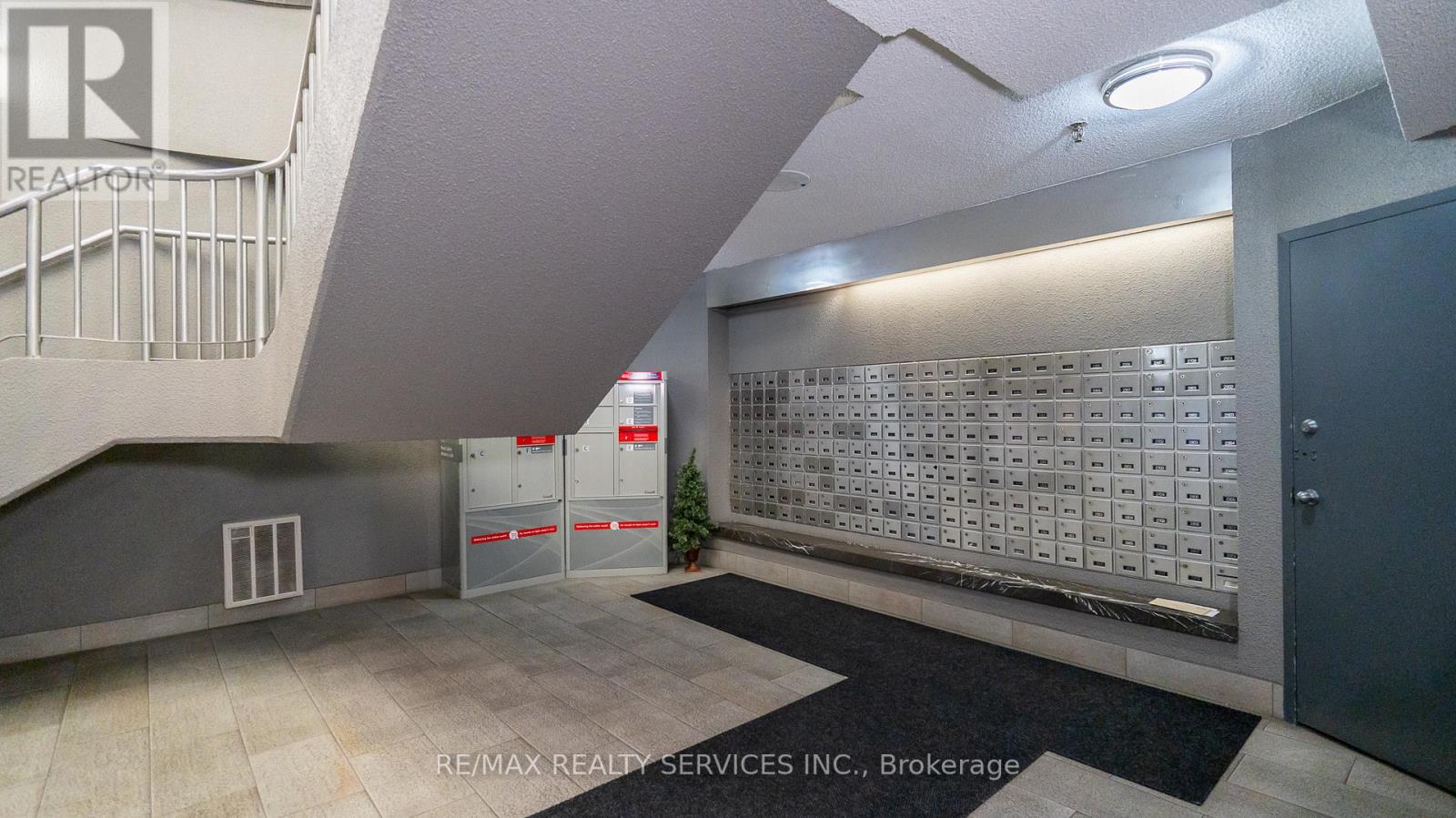 203 - 8 Lisa Street, Brampton, Ontario  L6T 4S6 - Photo 20 - W12807882