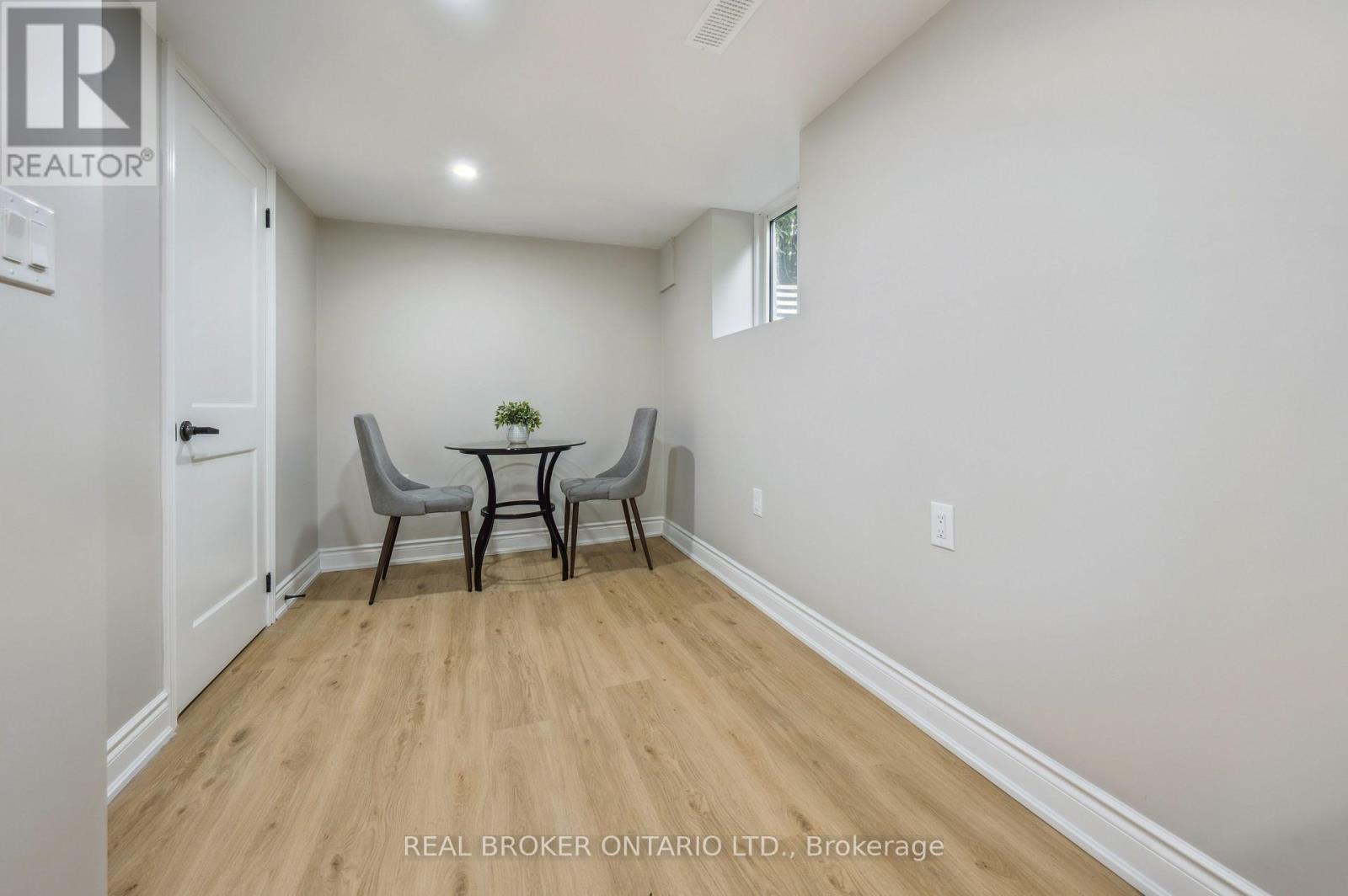 Lower - 56 Dover Street, Waterloo, Ontario  N2J 1Z1 - Photo 11 - X12807860