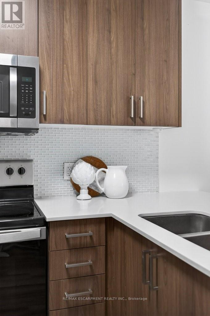 209 - 479 Charlton Avenue E, Hamilton, Ontario  L8N 0B4 - Photo 26 - X12807866