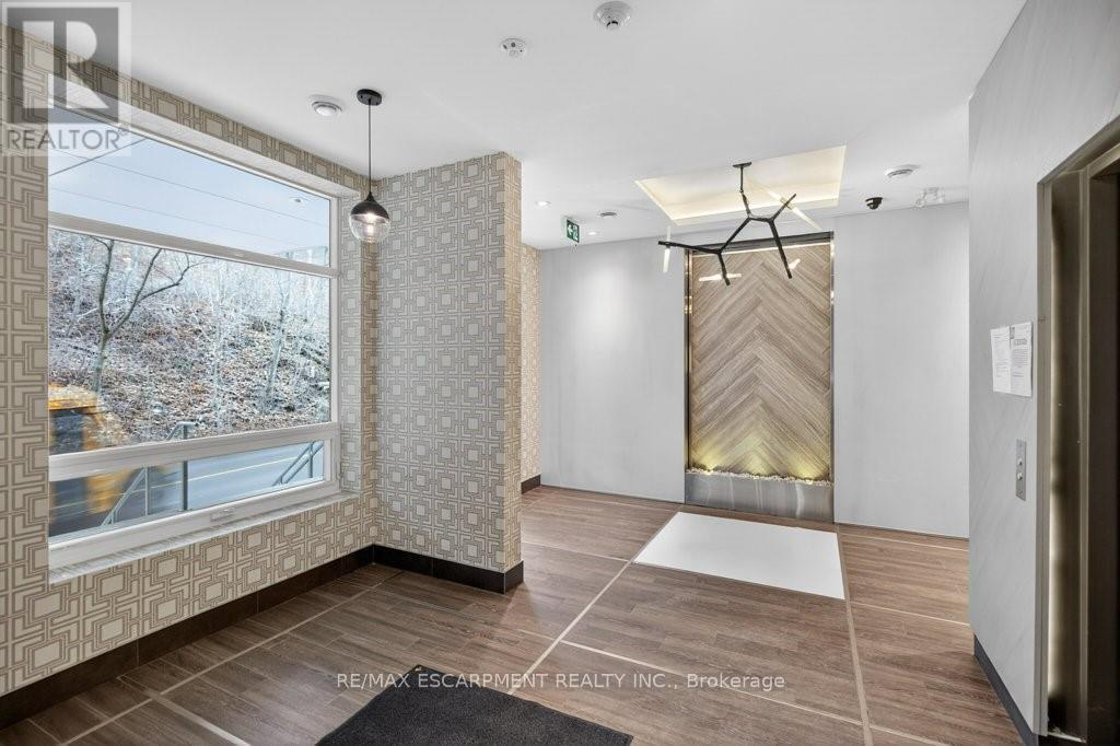 209 - 479 Charlton Avenue E, Hamilton, Ontario  L8N 0B4 - Photo 4 - X12807866