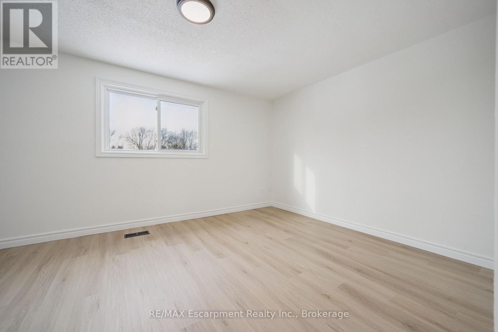 71 - 40 Imperial Road N, Guelph, Ontario  N1H 8B4 - Photo 34 - X12807916