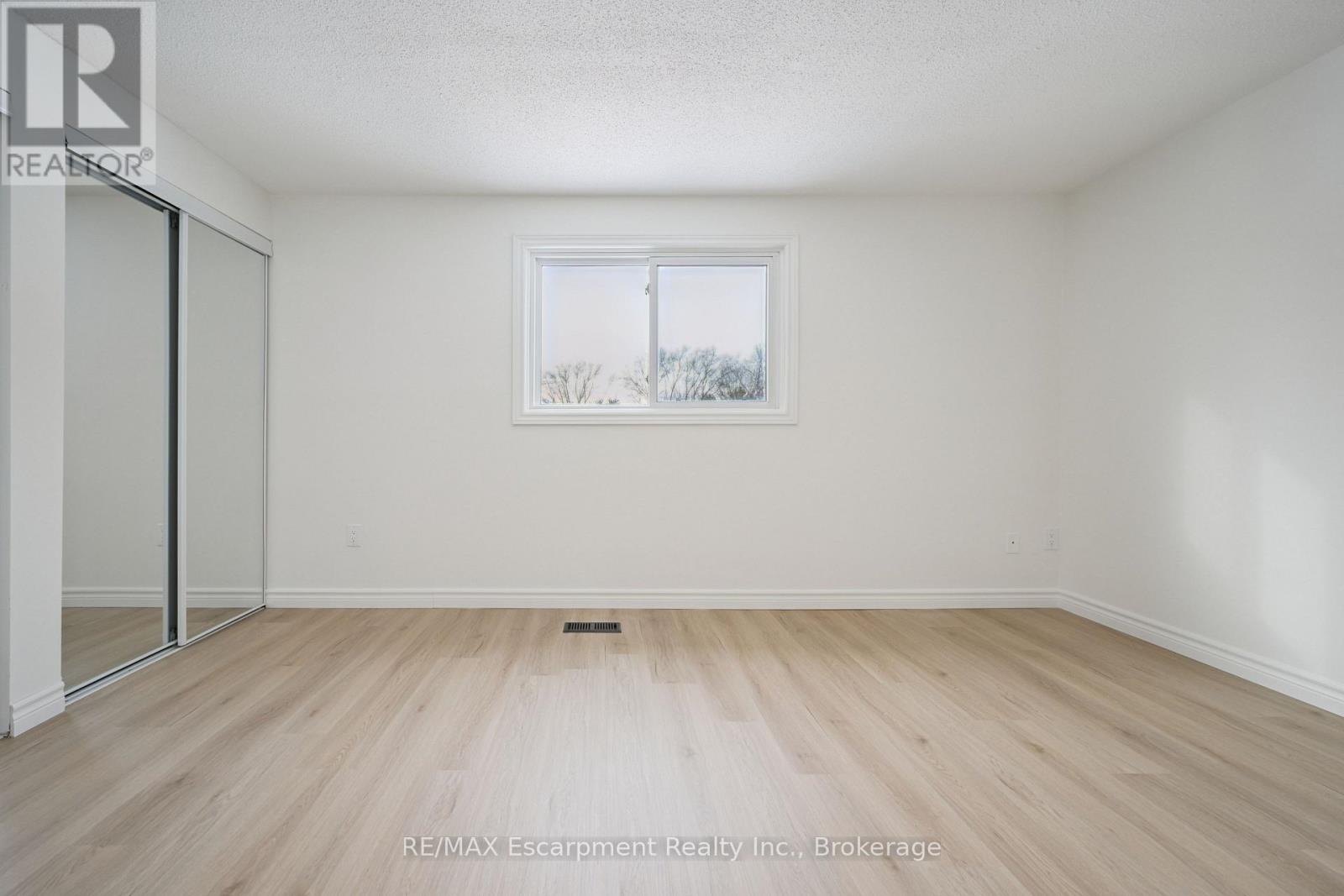 71 - 40 Imperial Road N, Guelph, Ontario  N1H 8B4 - Photo 35 - X12807916