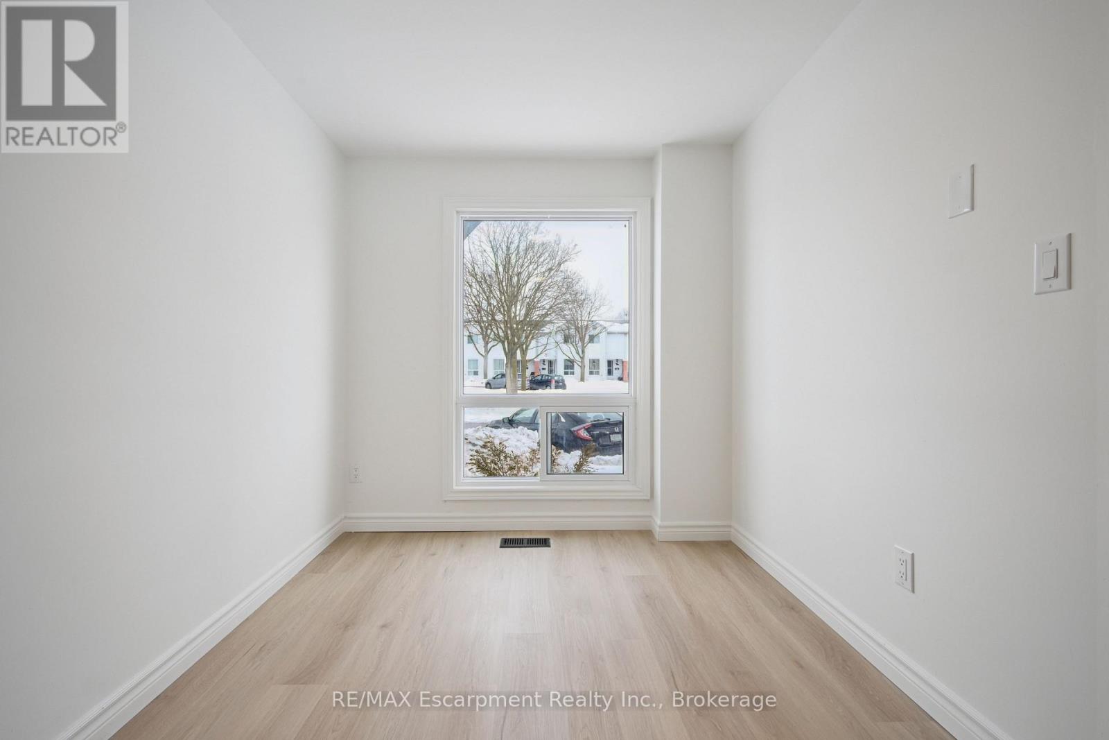 71 - 40 Imperial Road N, Guelph, Ontario  N1H 8B4 - Photo 7 - X12807916