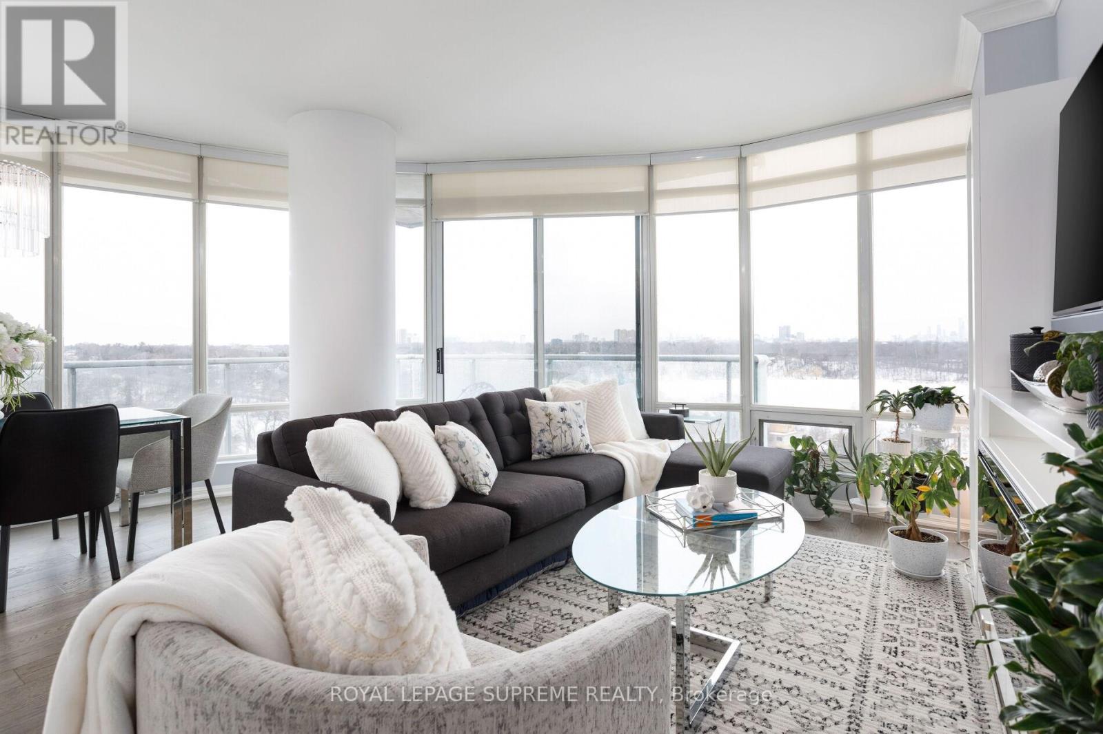 1205 - 15 Windermere Avenue, Toronto, Ontario  M6S 5A2 - Photo 11 - W12807162