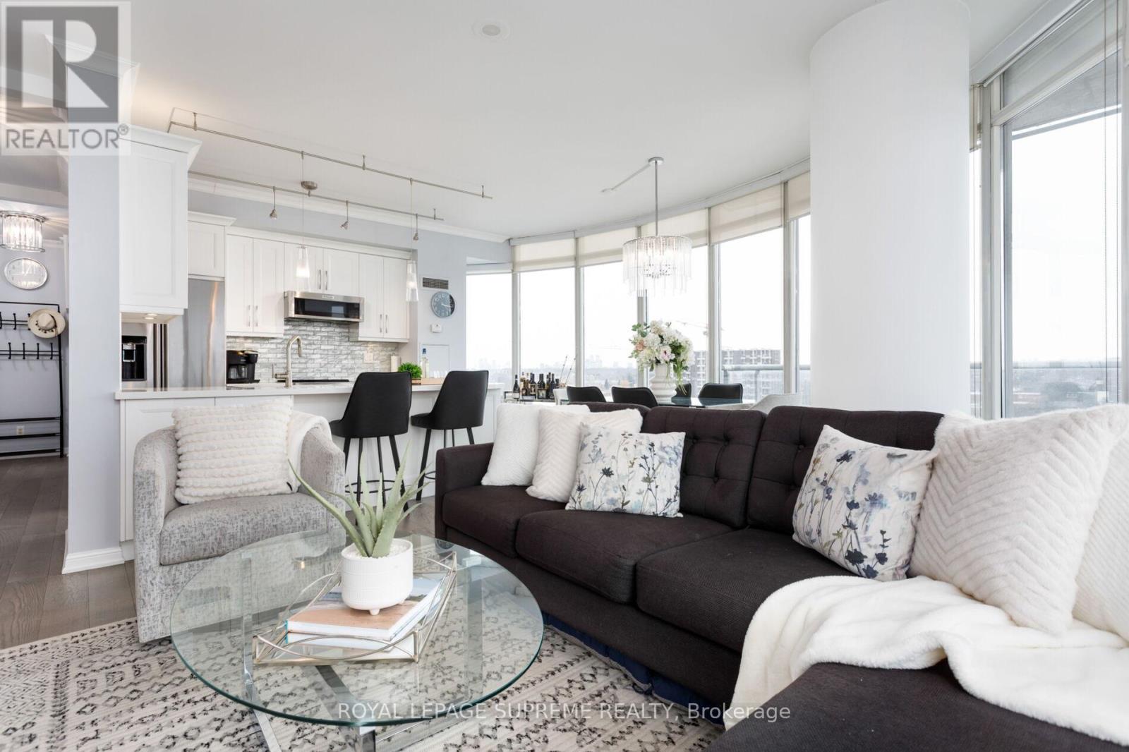 1205 - 15 Windermere Avenue, Toronto, Ontario  M6S 5A2 - Photo 9 - W12807162