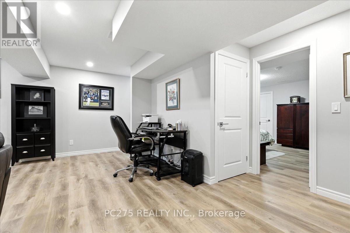 23 Matheson Crescent, East Zorra-Tavistock, Ontario  N0J 1M0 - Photo 30 - X12807988