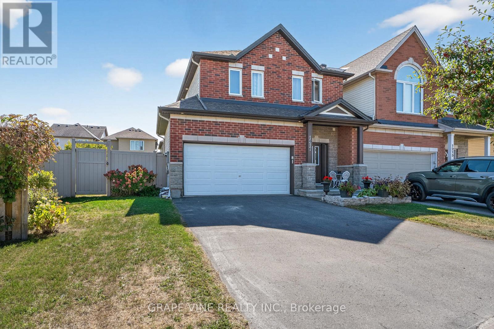 1217 Alson Mills Way, Ottawa, Ontario  K2M 0C8 - Photo 3 - X12807912