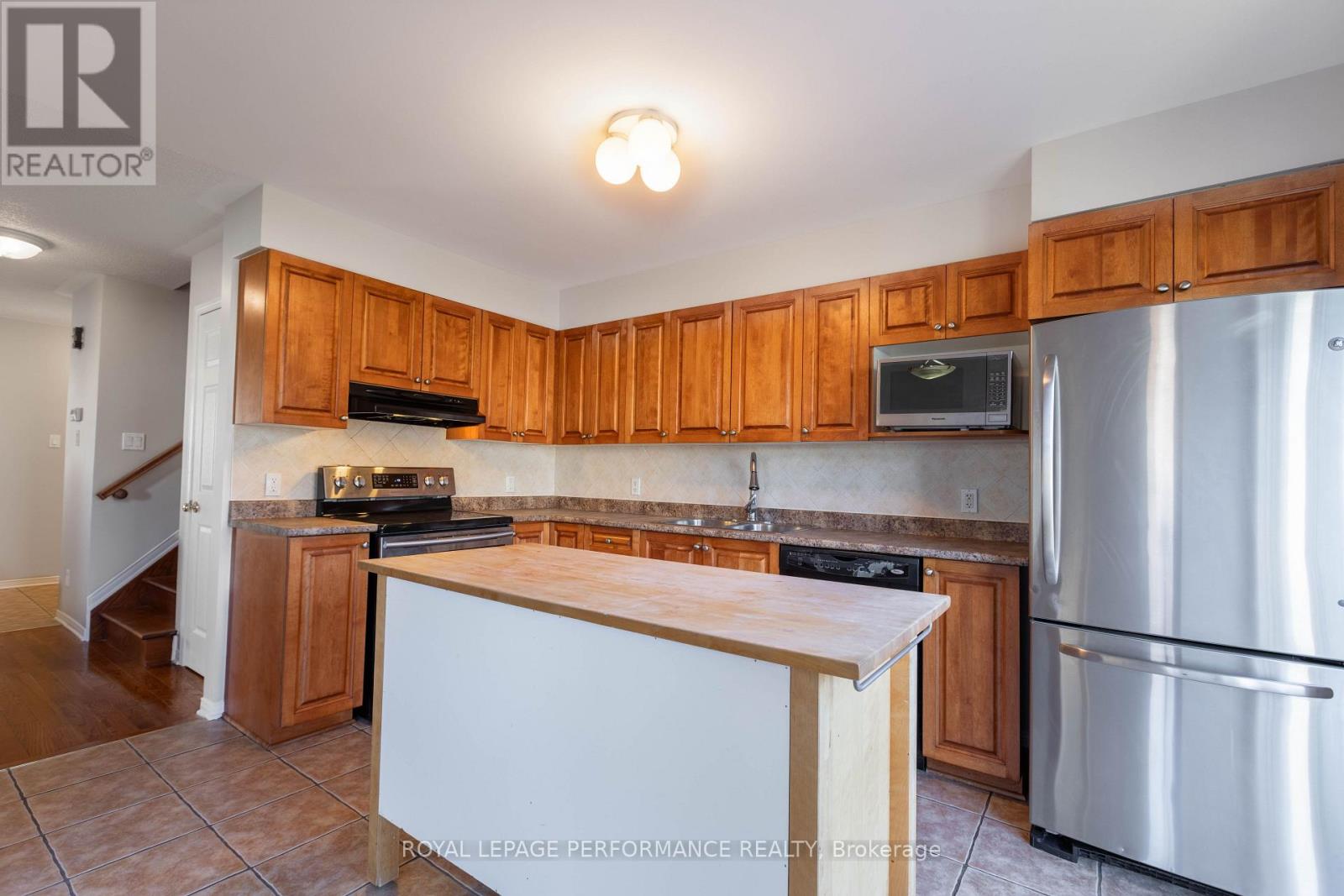 47 Steel Street, Ottawa, Ontario  K1J 8V4 - Photo 9 - X12807976