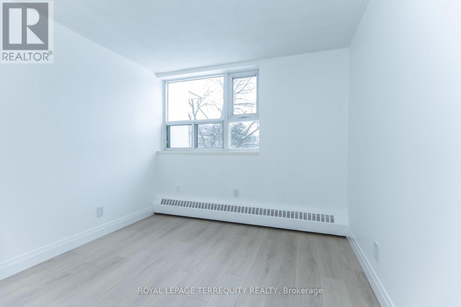 202 - 30 Sunrise Avenue, Toronto, Ontario  M4A 2R3 - Photo 25 - C12807362