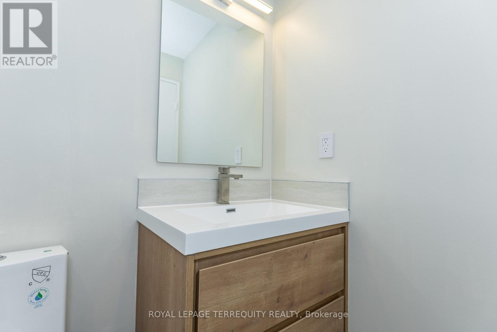 202 - 30 Sunrise Avenue, Toronto, Ontario  M4A 2R3 - Photo 28 - C12807362