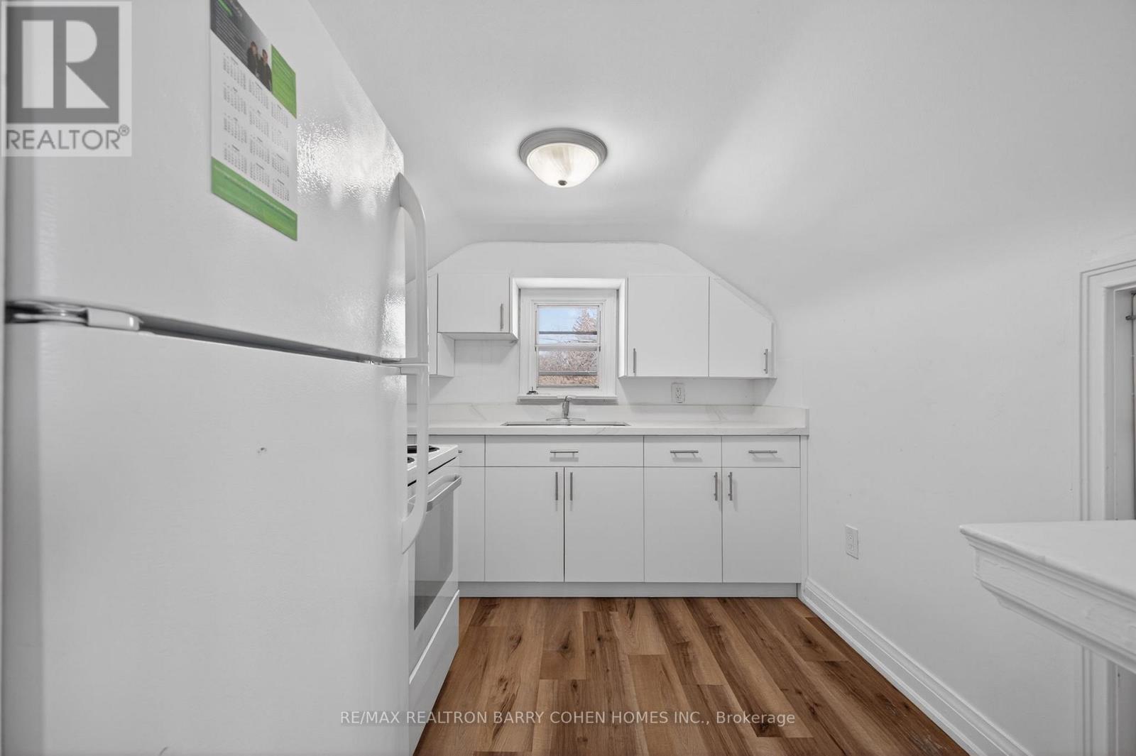 Upper - 17 Southbourne Avenue, Toronto, Ontario  M3H 1A2 - Photo 11 - C12807934