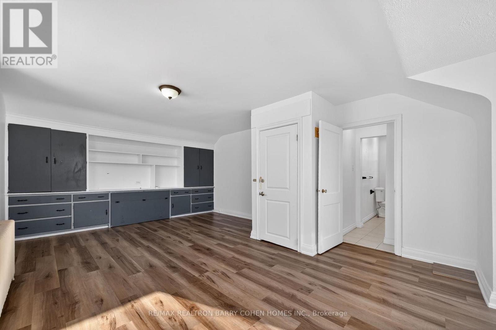 Upper - 17 Southbourne Avenue, Toronto, Ontario  M3H 1A2 - Photo 3 - C12807934