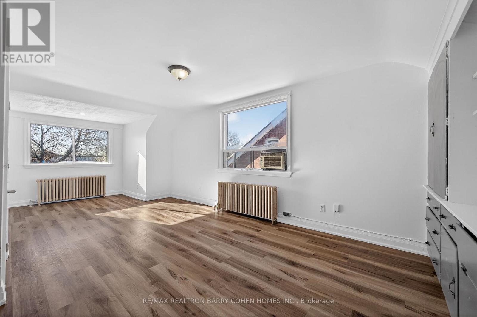 Upper - 17 Southbourne Avenue, Toronto, Ontario  M3H 1A2 - Photo 9 - C12807934