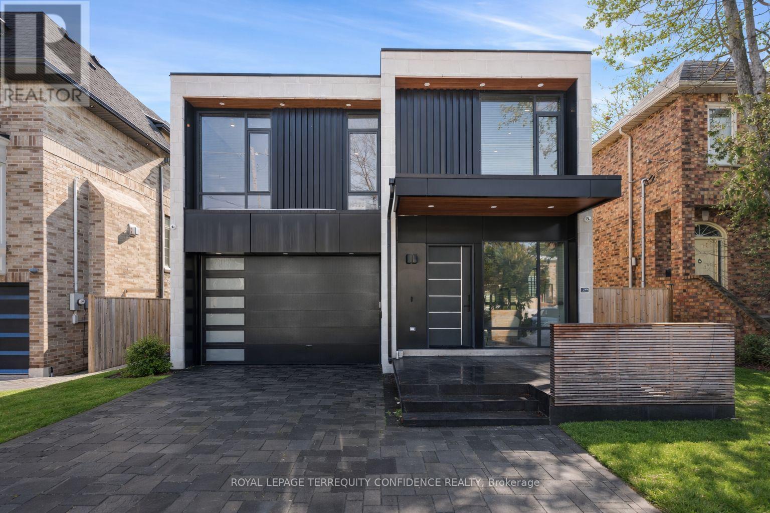 299 HOUNSLOW AVENUE, Toronto, Ontario