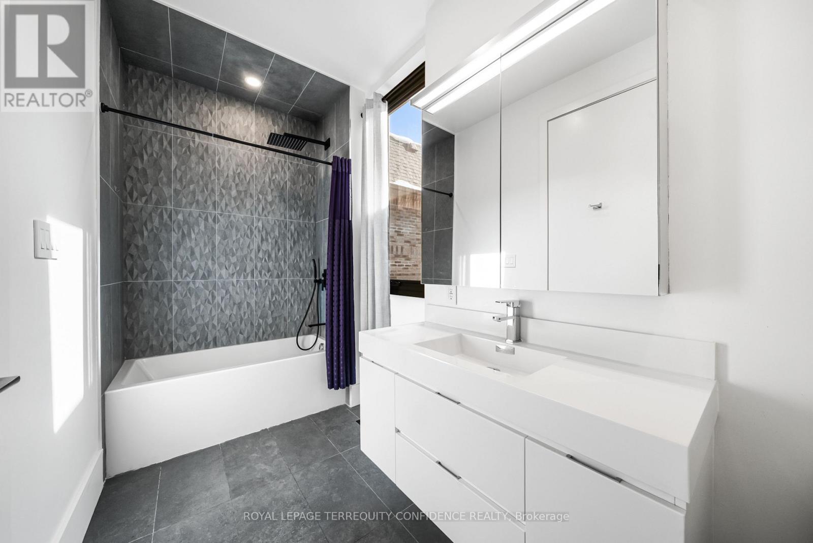 299 Hounslow Avenue, Toronto, Ontario  M2R 1H4 - Photo 31 - C12807944