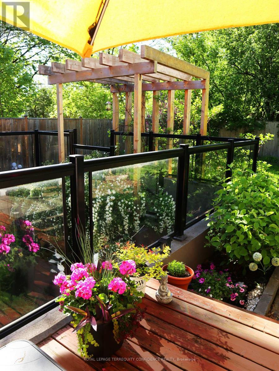 299 Hounslow Avenue, Toronto, Ontario  M2R 1H4 - Photo 46 - C12807944