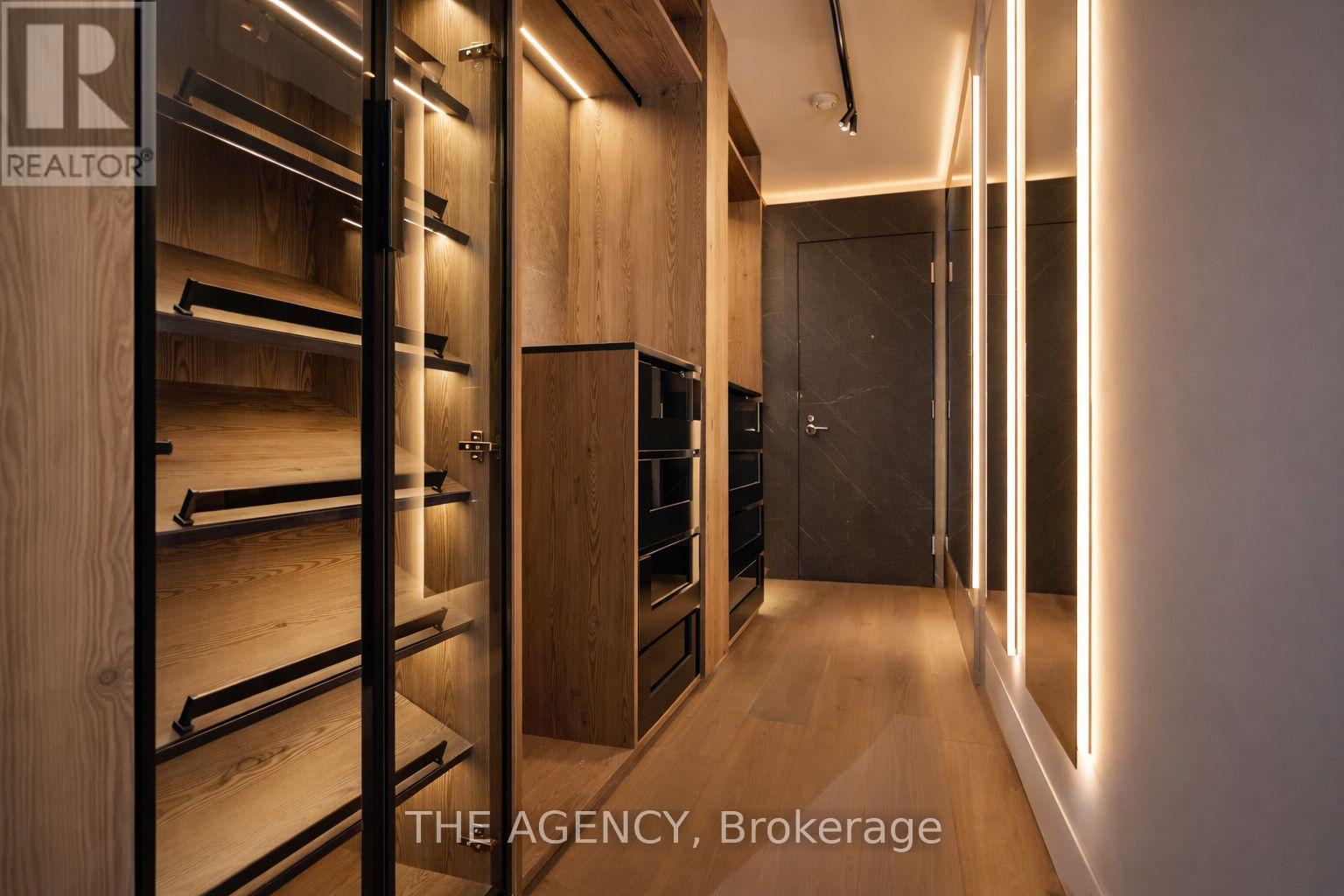 704 - 75 Portland Street, Toronto, Ontario  M5V 2M9 - Photo 12 - C12808008