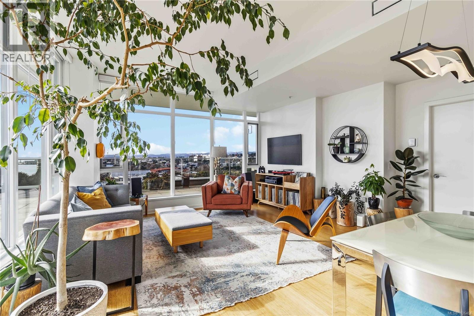 901 373 Tyee Rd, Victoria, British Columbia V9A 0B3 - Photo 8 - 1026404