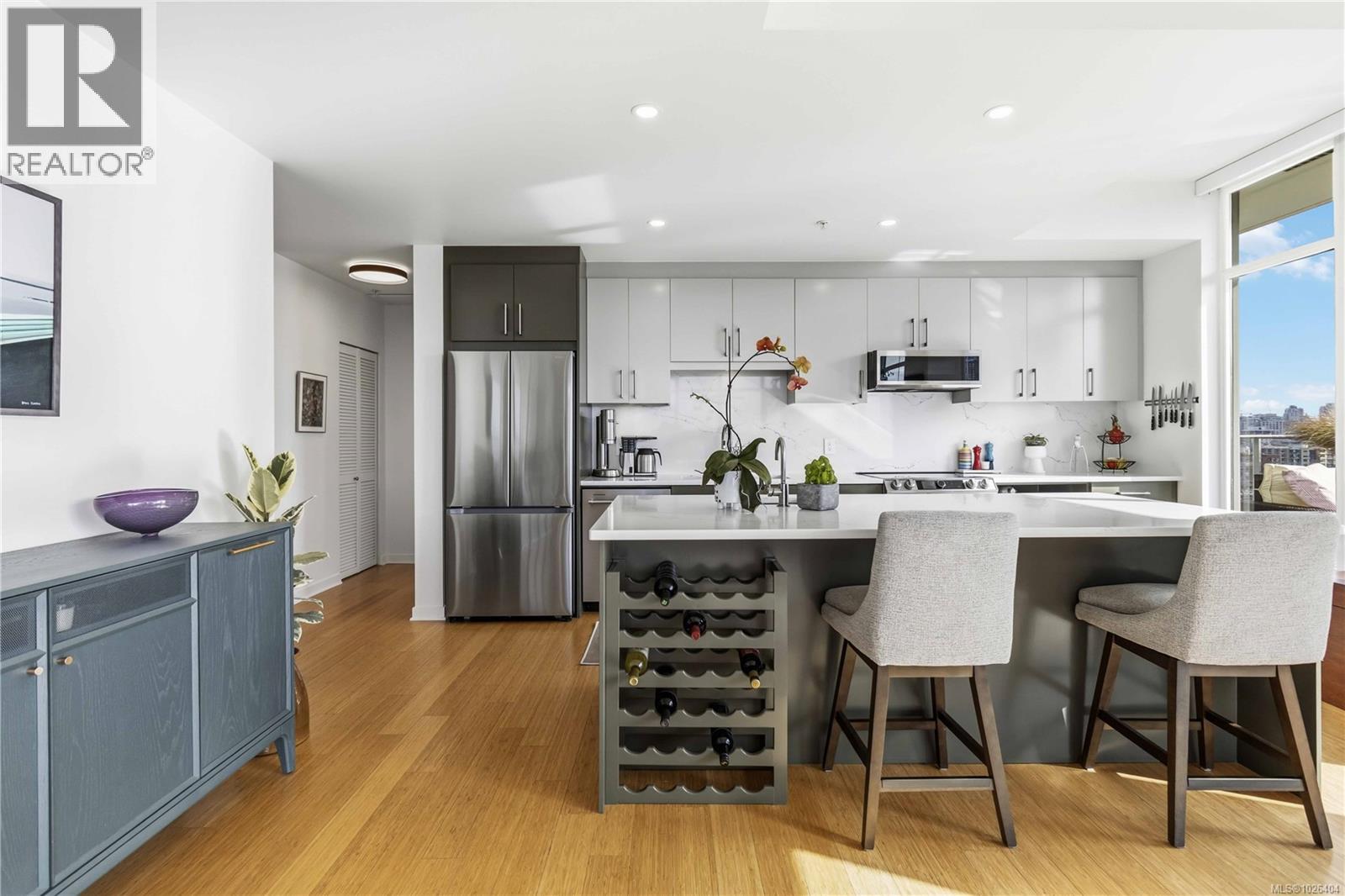 901 373 Tyee Rd, Victoria, British Columbia V9A 0B3 - Photo 19 - 1026404