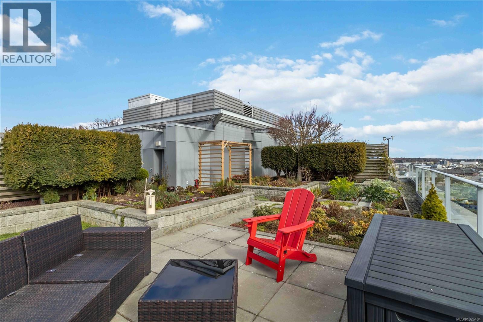 901 373 Tyee Rd, Victoria, British Columbia V9A 0B3 - Photo 45 - 1026404