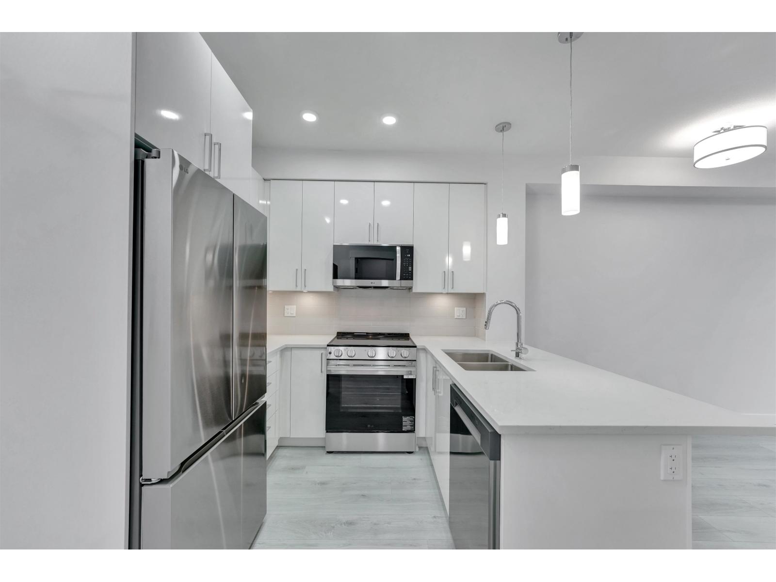 419 33886 Pine Street, Abbotsford, British Columbia  V2S 0N9 - Photo 9 - R3091661