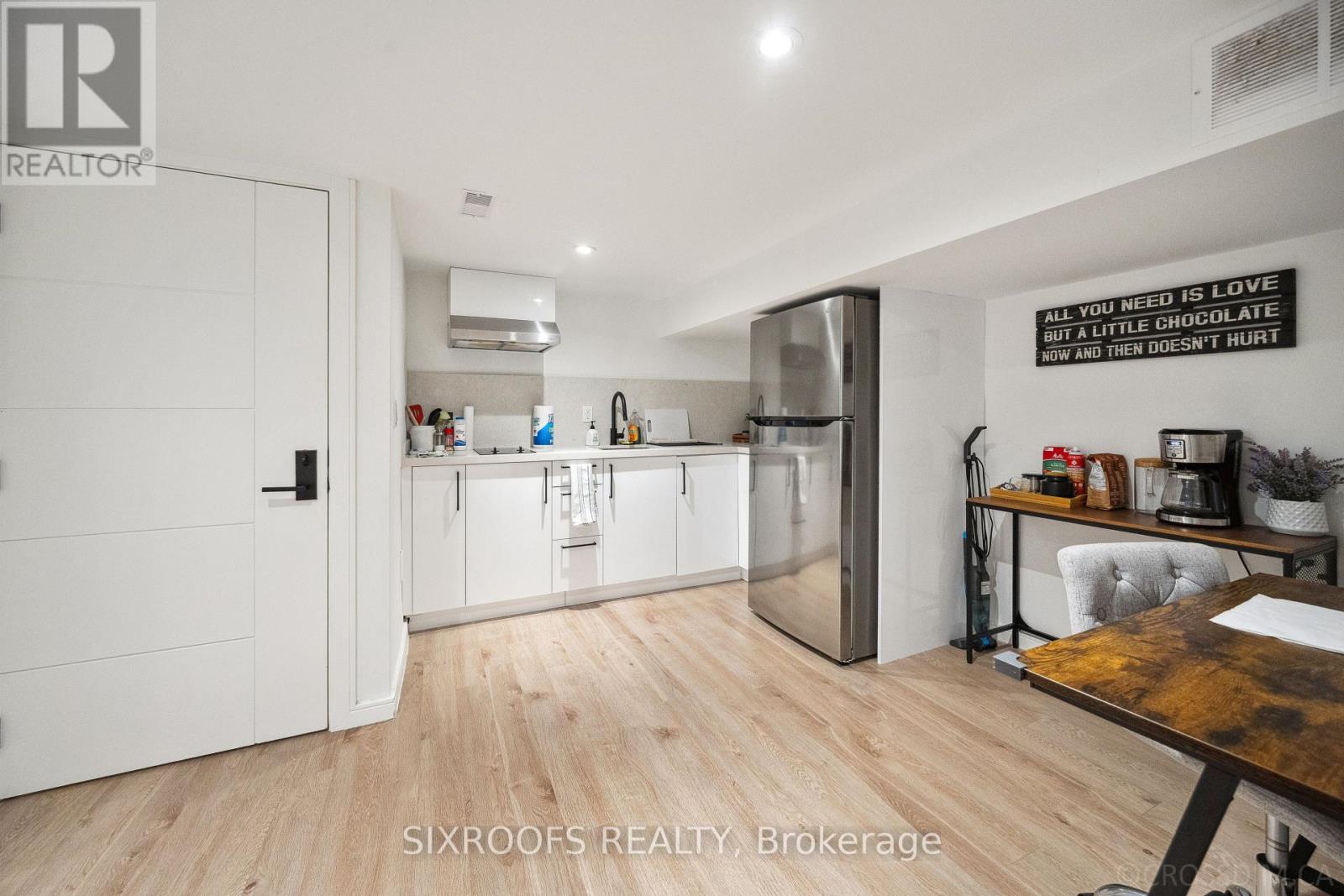 Lower 1 - 41 Dunkirk Road, Toronto, Ontario  M4C 2M4 - Photo 8 - E12807958