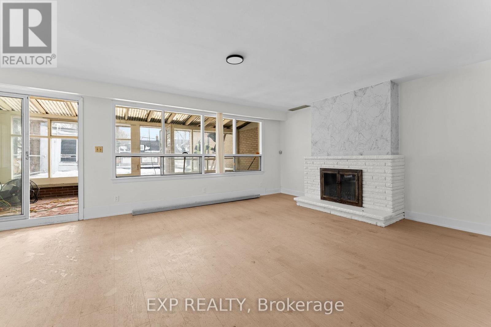 Unit #1 - 1558 Queen Street E, Toronto, Ontario  M4L 1E8 - Photo 3 - E12807970