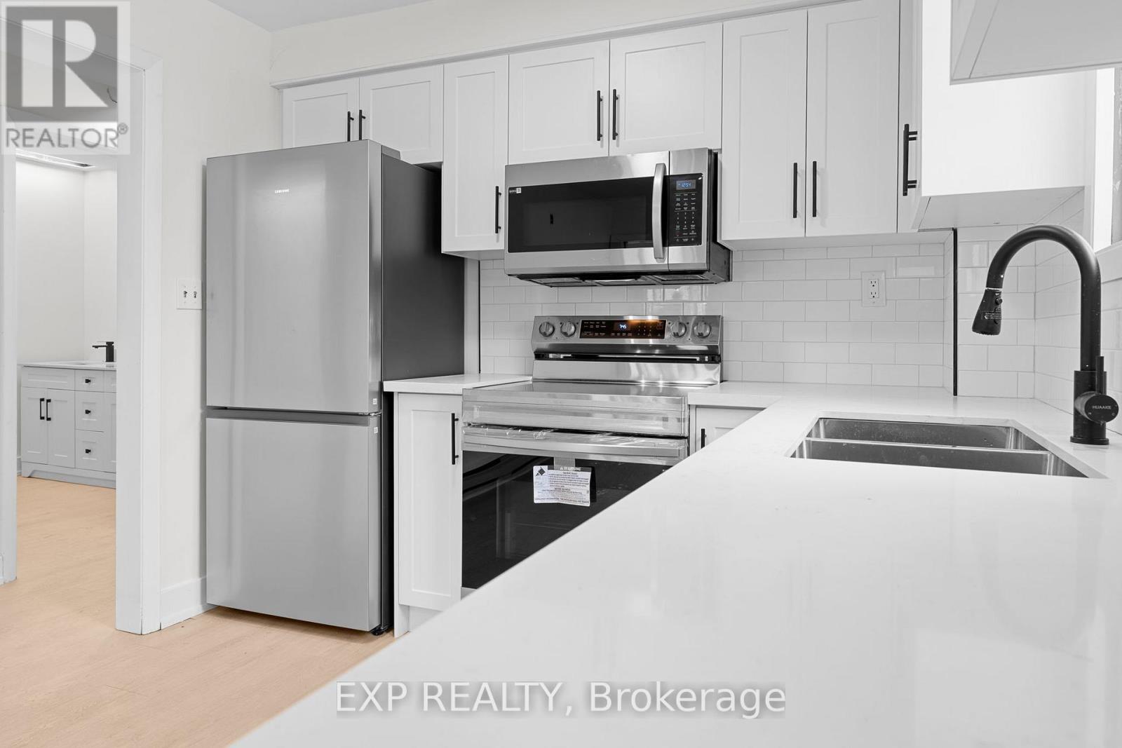 Unit #1 - 1558 Queen Street E, Toronto, Ontario  M4L 1E8 - Photo 9 - E12807970