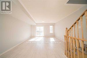 86/106 - 86 Aquatic Ballet Path, Oshawa, Ontario  L1L 0K6 - Photo 3 - E12808002