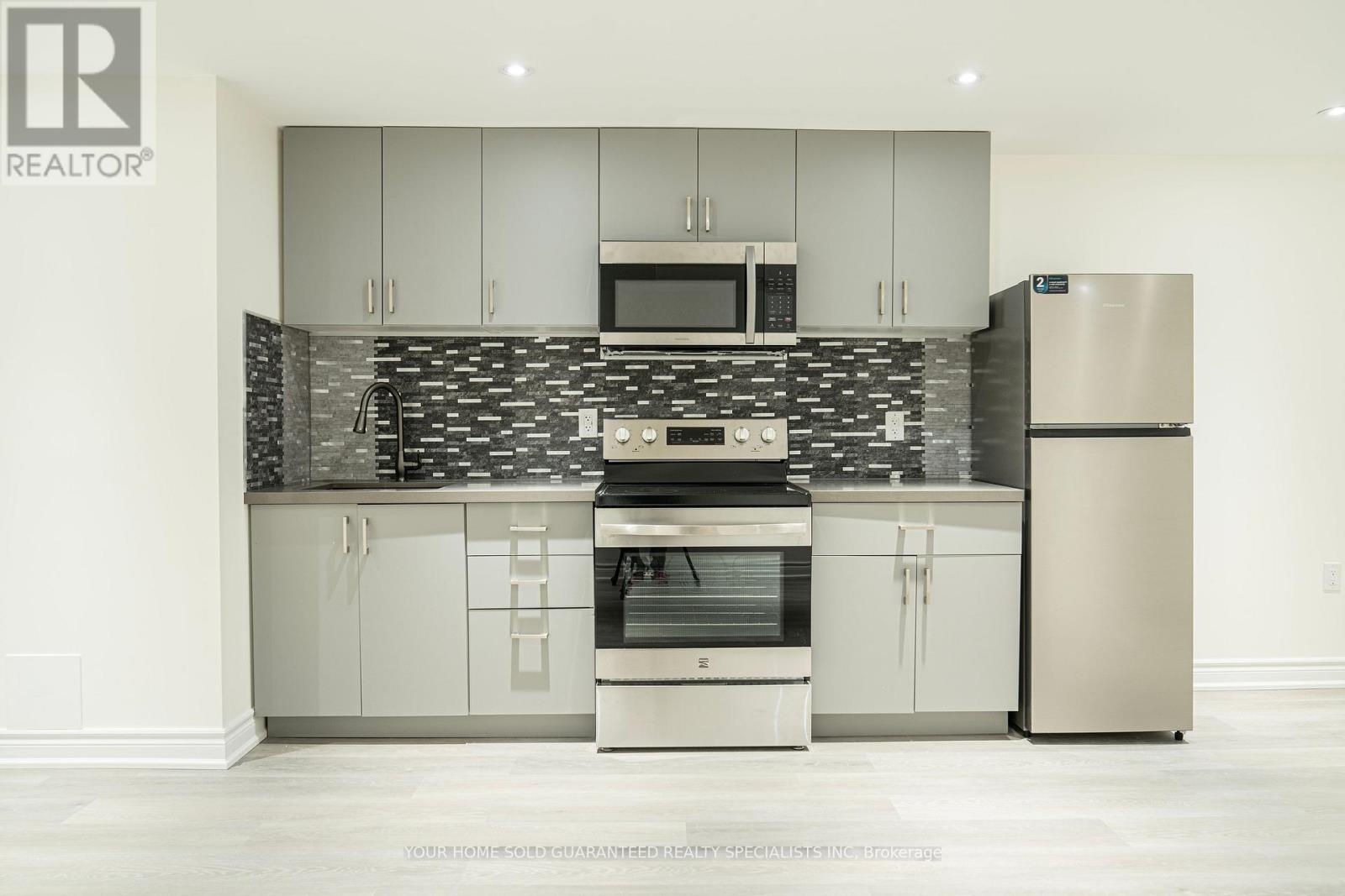 29 Bloomfield Trail, Richmond Hill, Ontario L4E 2J8 - Photo 9 - N12807972