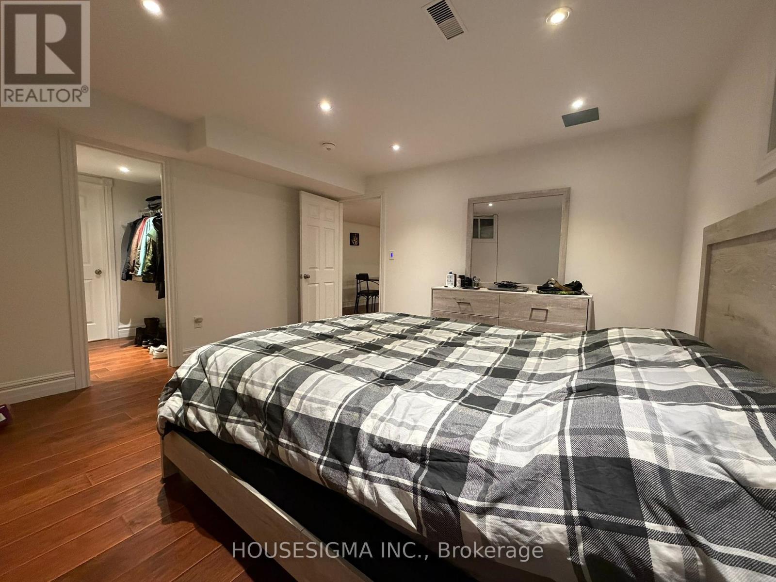 Bsmt - 158 Summerset Drive, Barrie, Ontario  L4N 6G5 - Photo 12 - S12807902