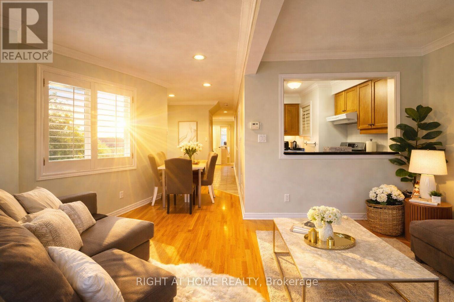 95 Giancola Crescent, Vaughan, Ontario  L6A 2T5 - Photo 4 - N12804234