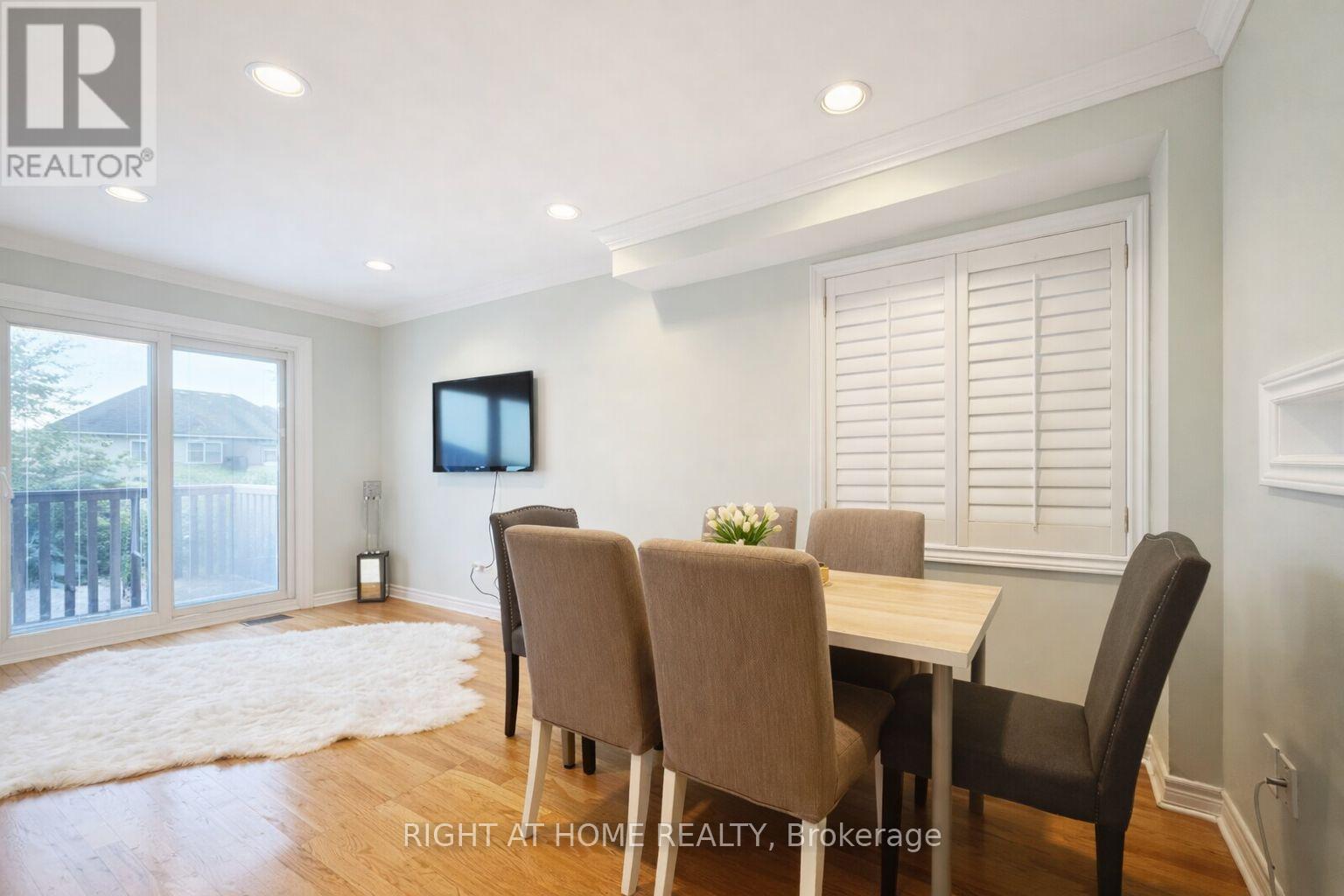 95 Giancola Crescent, Vaughan, Ontario  L6A 2T5 - Photo 6 - N12804234