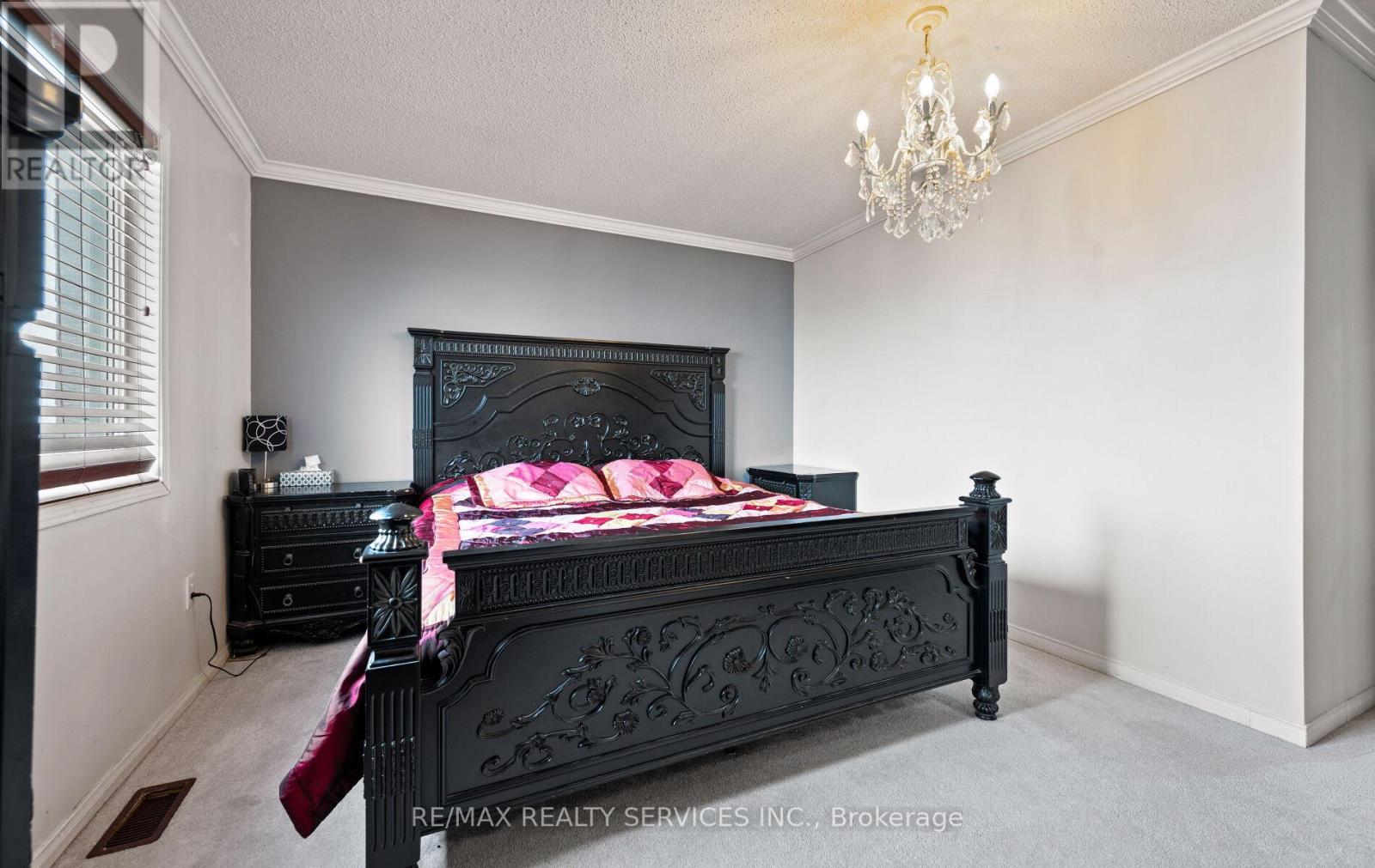 23 Edenvalley Road, Brampton, Ontario  L7A 2M6 - Photo 29 - W12807888