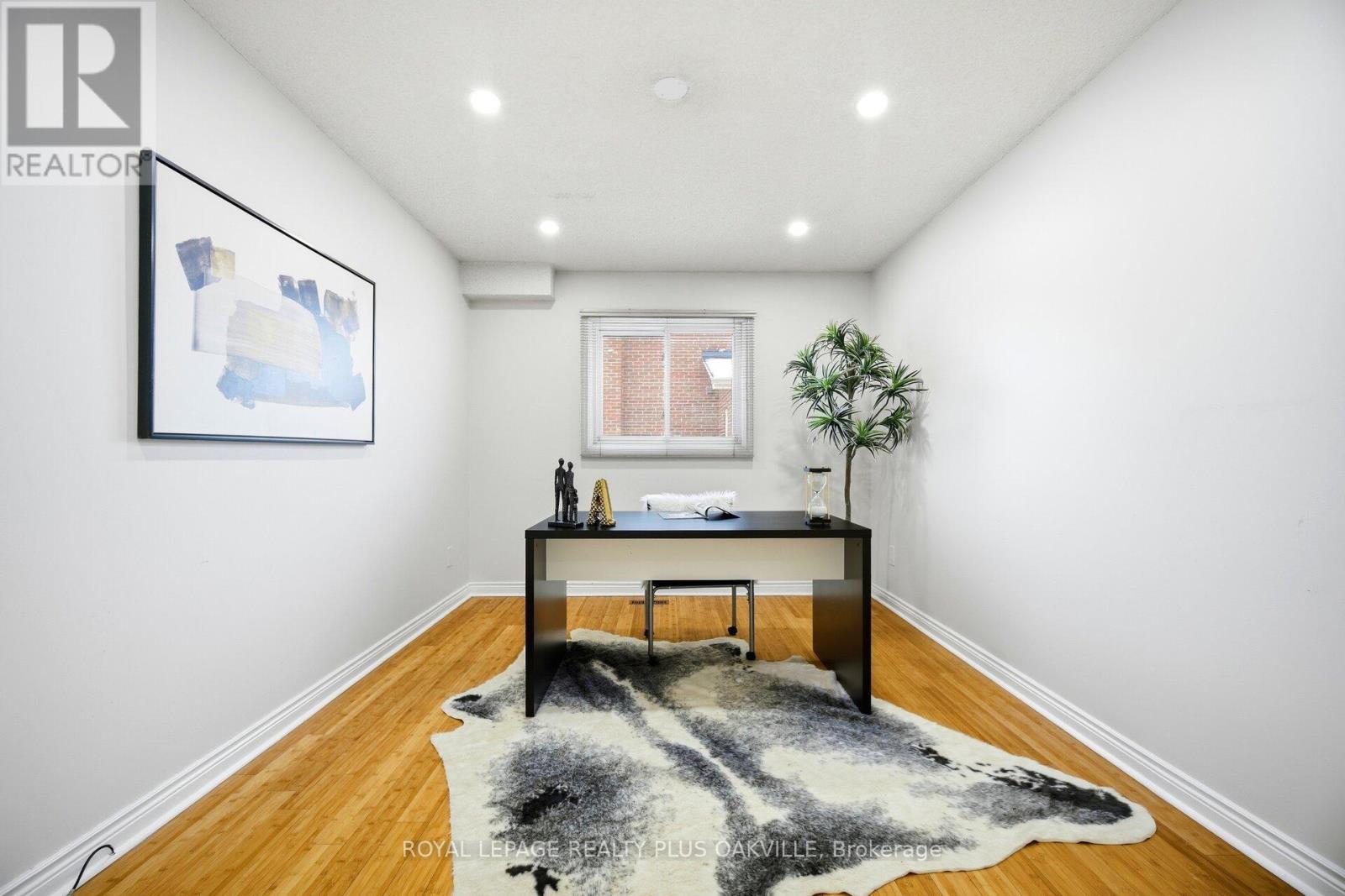 1346 Chalfield Drive, Oakville, Ontario  L6J 6R5 - Photo 26 - W12807922