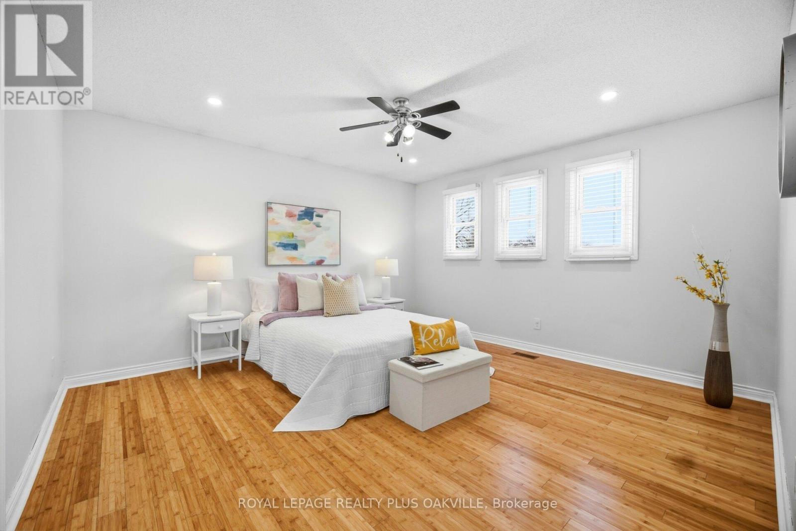 1346 Chalfield Drive, Oakville, Ontario  L6J 6R5 - Photo 36 - W12807922