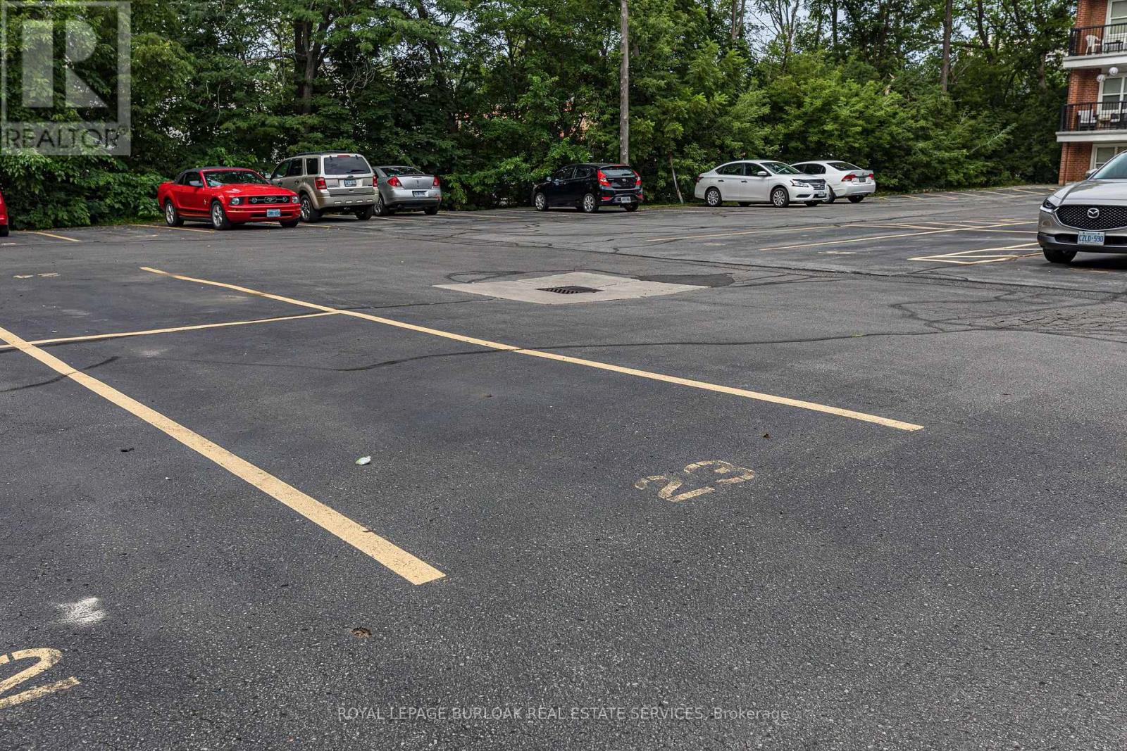 405 - 2054 Courtland Drive, Burlington, Ontario  L7R 1R8 - Photo 16 - W12807948