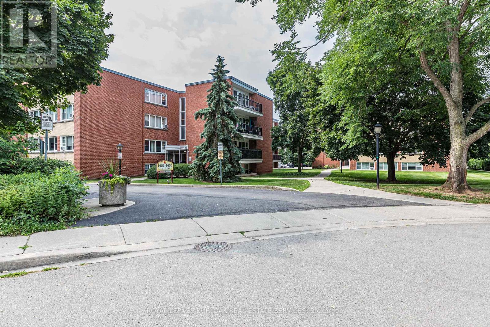 405 - 2054 Courtland Drive, Burlington, Ontario  L7R 1R8 - Photo 17 - W12807948