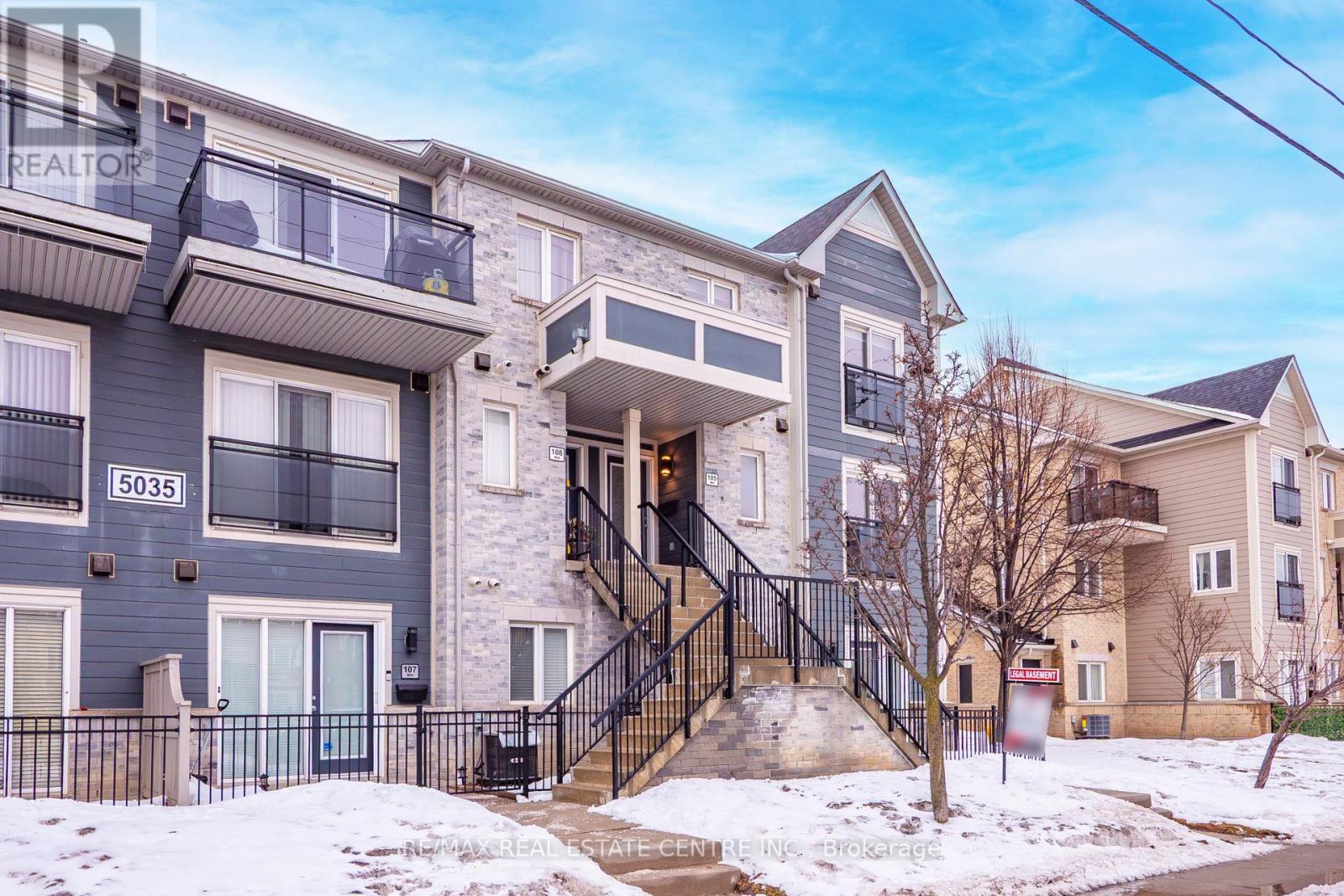 105 - 5035 Oscar Peterson Boulevard, Mississauga, Ontario  L5M 0P4 - Photo 3 - W12807966