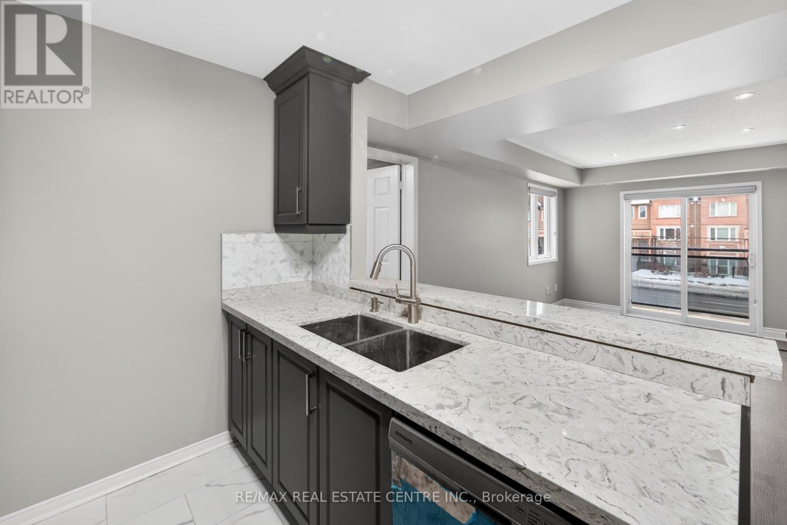 105 - 5035 Oscar Peterson Boulevard, Mississauga, Ontario  L5M 0P4 - Photo 10 - W12807968