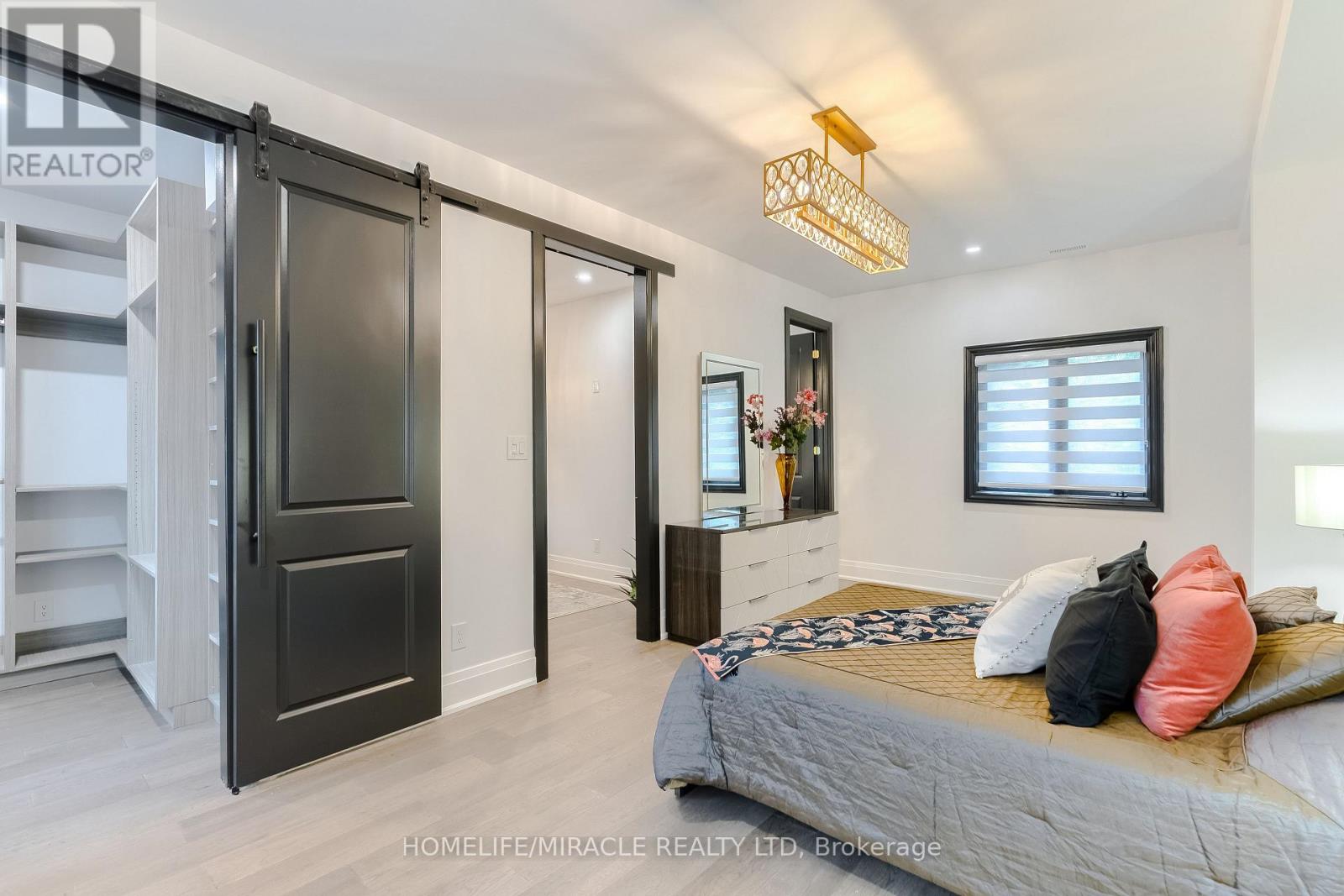 1540 Mississauga Road, Mississauga, Ontario  L5H 2K1 - Photo 27 - W12807984