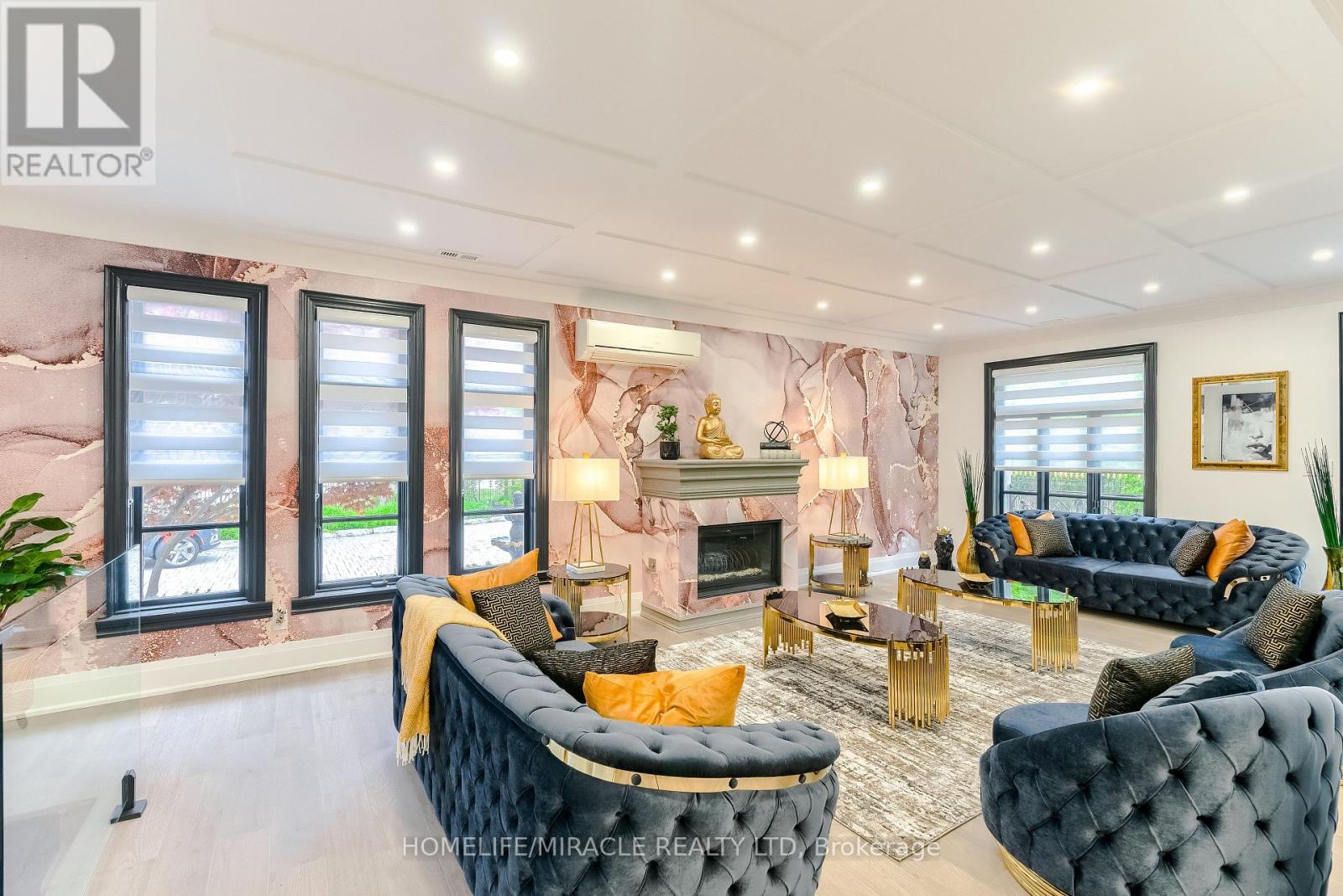 1540 Mississauga Road, Mississauga, Ontario  L5H 2K1 - Photo 8 - W12807984