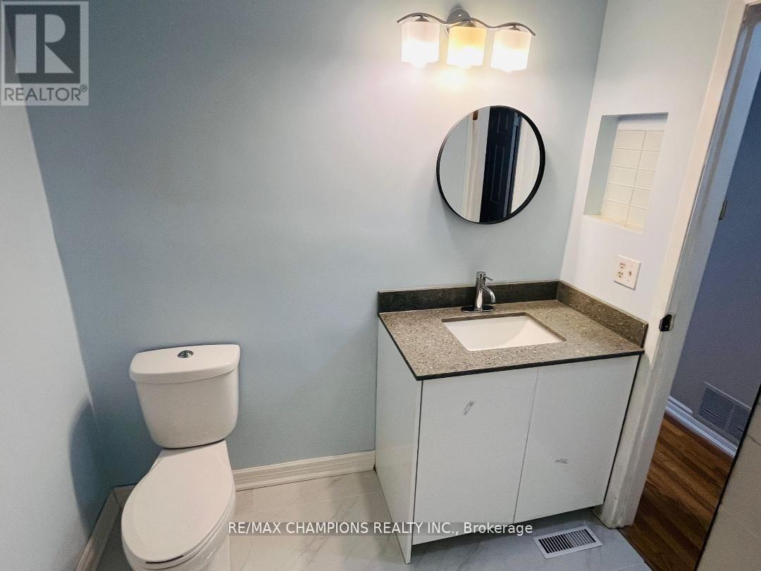 14 Simmons Boulevard, Brampton, Ontario  L6V 3V5 - Photo 14 - W12807998