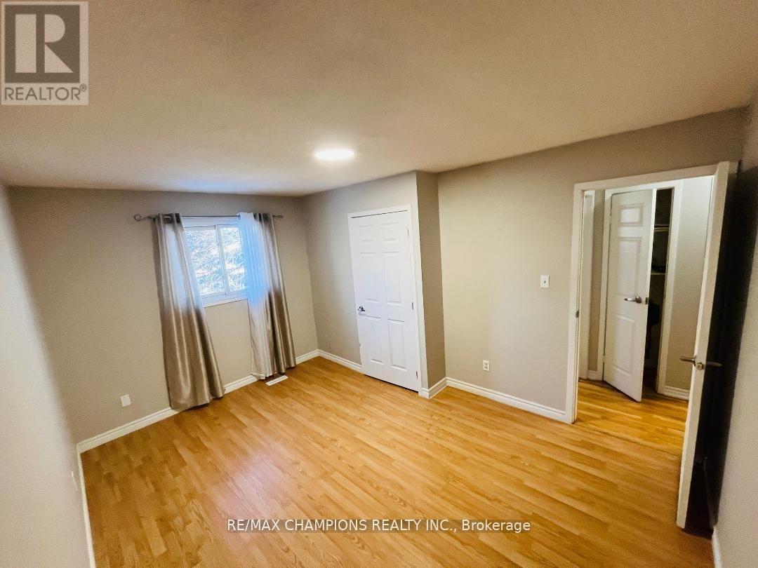 14 Simmons Boulevard, Brampton, Ontario  L6V 3V5 - Photo 6 - W12807998