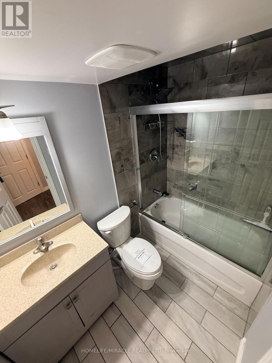 9 Caruso Drive, Brampton, Ontario  L6Y 5B1 - Photo 34 - W12808006