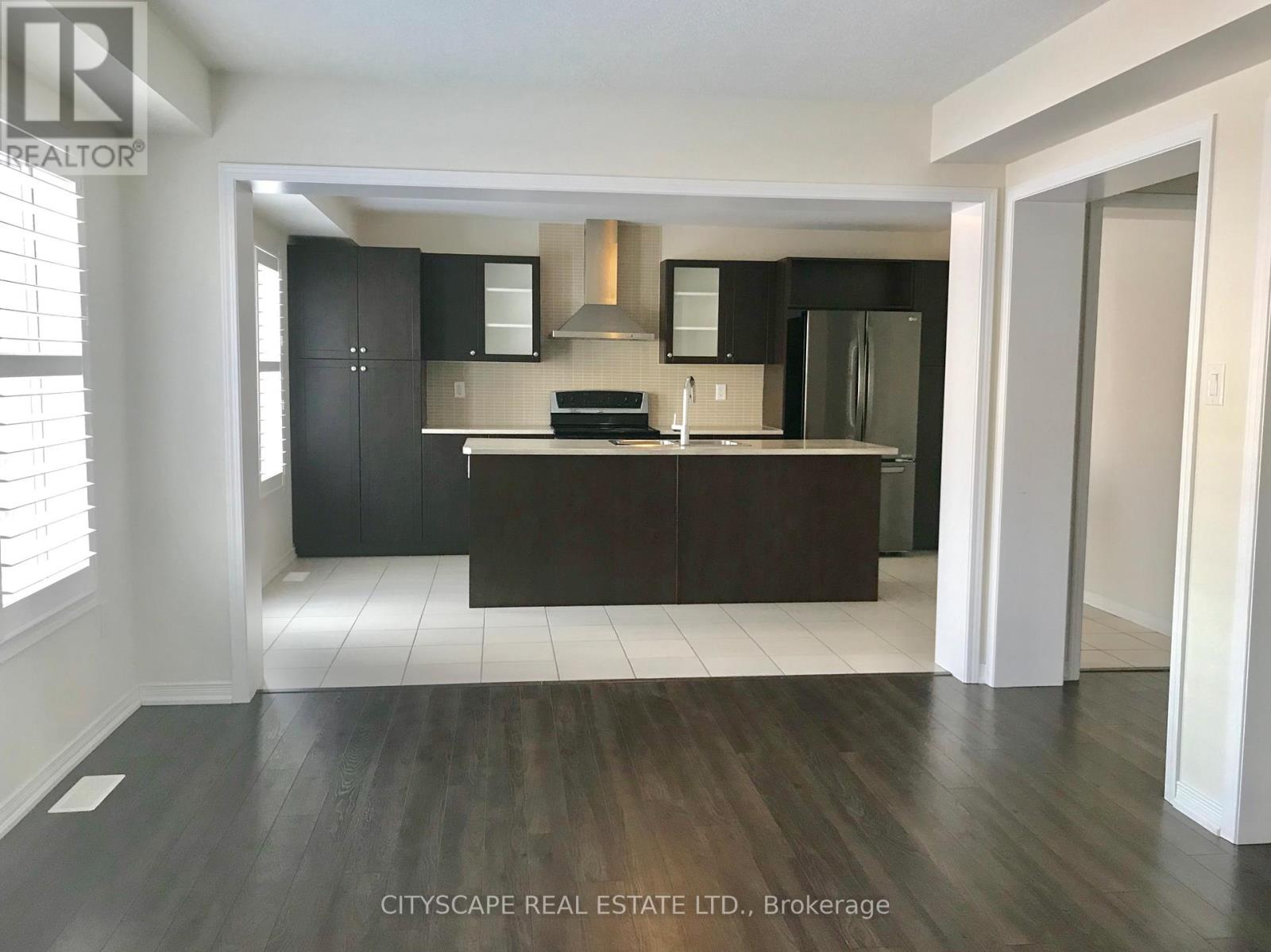 8600 Sweet Chestnut Drive, Niagara Falls, Ontario  L2H 2Y6 - Photo 4 - X12807890